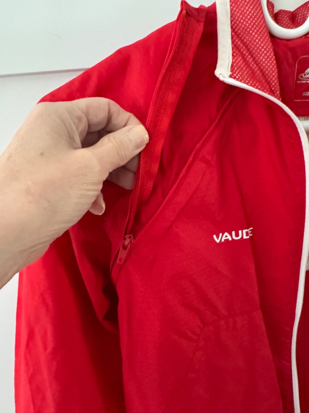 Vaude Convertible Jacket - Picture 2 of 3
